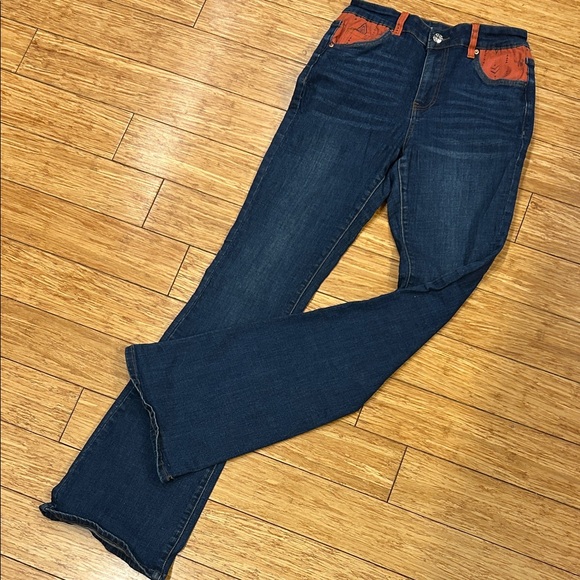 Western Dress’n Coastal Cowgirl Rodeo Women's Blue and Orange Boot Cut Jeans S - Picture 2 of 8
